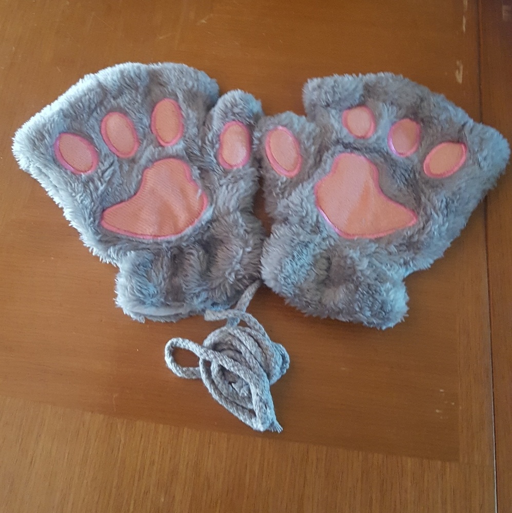 Cozy Paw Mittens